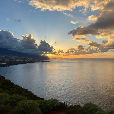 Nomad'S Nest - Sea View Apartment With Pool - Ideal For Vacation & Remote Work Santa Ursula  Exterior photo